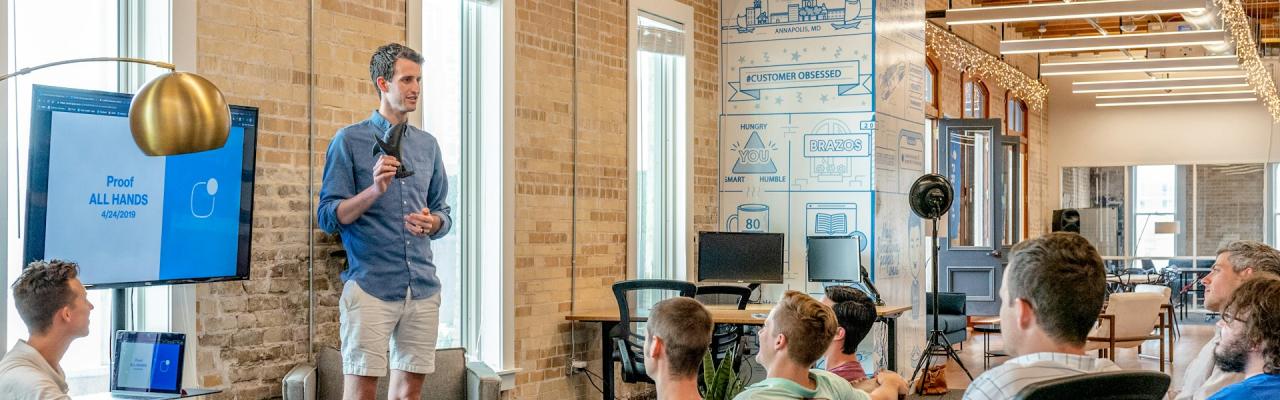 خدمات الدعم اليومي والحياة (Alltagsunterstützung)